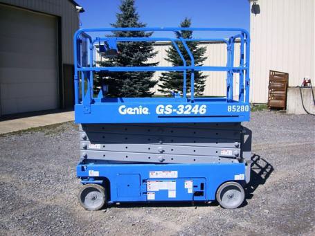 Электрический ножничный подъемник Genie GS 3246 Электрический ножничный подъемник Genie GS 3246